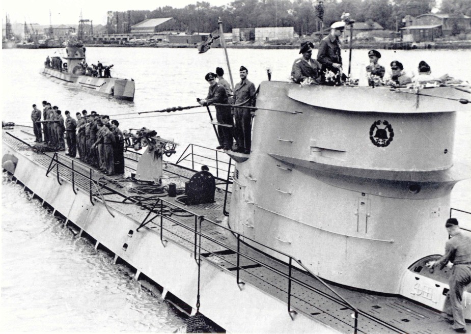 U-123 showing the wounded badge emblem. The Knights cross was later added when the...